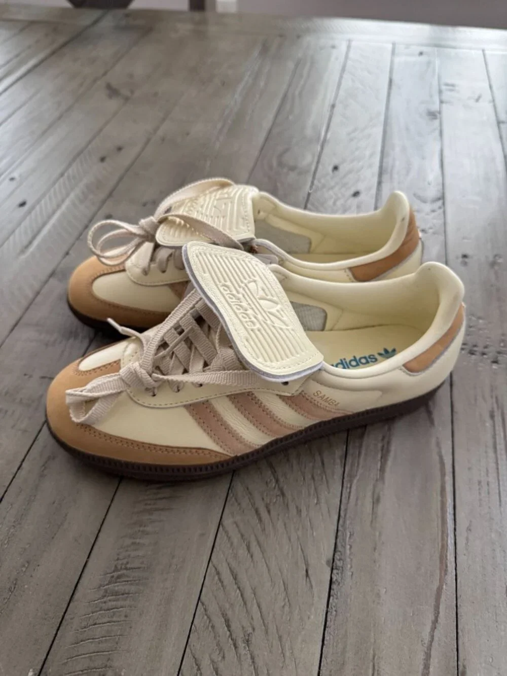 NWT adidas Women's Samba LT Long Tongue Shoes Sneakers 6 JH5706